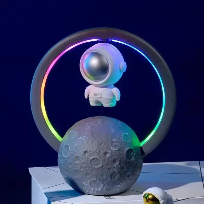 2-in-1 Floating Astronaut Speaker